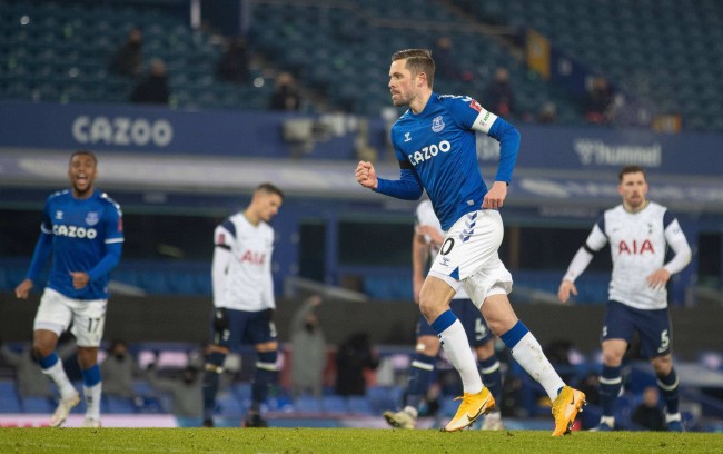 外线远投可 外线远投可