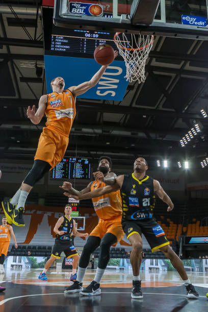 依赖长传冲 依赖长传冲